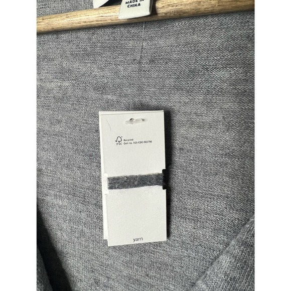 Banana Republic knit sweater NWT - Picture 4 of 6